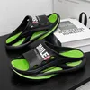 2024 neue Männer Hausschuhe Bequeme Rutschen Indoor Outdoor Sandalen Strand Casual Schuhe männer Paar Hause Hausschuhe Große Größe 46 47