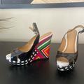 Nine West Shoes | Nine West Wedges Size 8.5 Black Patent And Fabric Covered Heel Nwlaffnplay | Color: Black/Pink | Size: 8.5