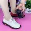 2025 turnschuhe Frauen Schuhe Plattform Faulenzer Leder Flache Slip-On Neue Ältere Frühling Casual Schuh Rot Mujer Zapatos Chaussure femme