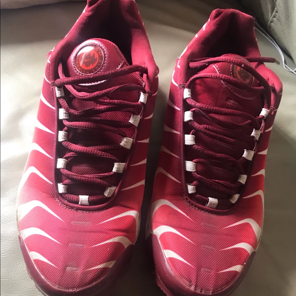 Nike Shoes | Tn Nike Tennis Shoes Low Top Mens | Color: Red/White | Size: 10