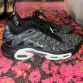 Nike Shoes | Nike Air Max Plus Se Black Chrome White Shoes Dm7570 001 Mens Size 8.5 | Color: Black | Size: 8.5