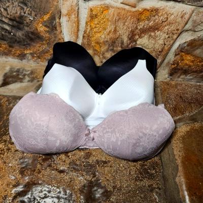 Victoria's Secret Intimates & Sleepwear | Bra Bundle Size 38dd | Color: Pink/Purple | Size: 38e (Dd)