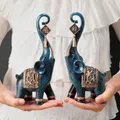 Ein Paar chinesischer Stil Glück Reichtum Elefant Stamm Figur Wohnkultur Tier Harz Elefant Statue