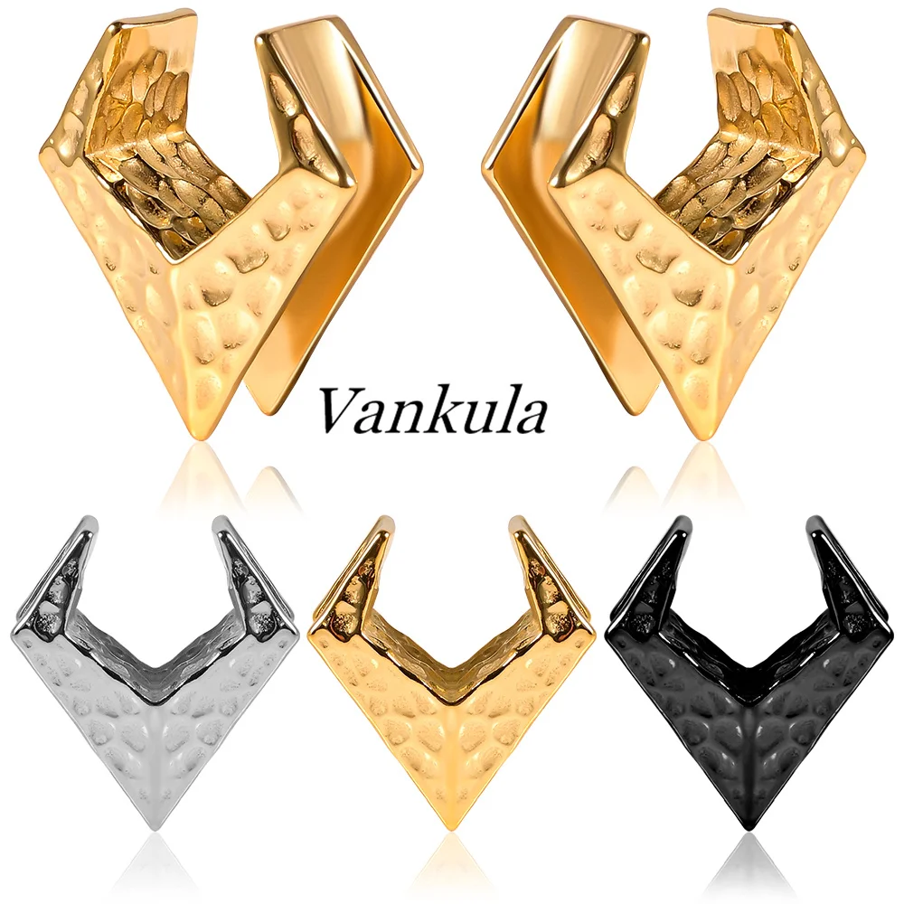 Vankula 2PCS Stainless Steel Pounding Triangle Saddle Ear Plugs Tunnels Earrings Gauges for Ears Expander Body Piercing Jewelry