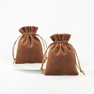 10pcs Bulk Drawstring Wedding Favors Candy Packaging Gift Bags 8x10cm Velvet Jewelry Bag Jewellry