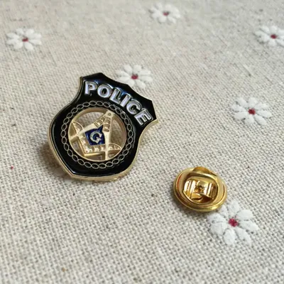 Pins+Brooches
