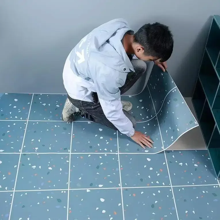 Piso pvc auto adhesivo bad toilette wasserdichter rutsch fester küchen bodenfliesen aufkleber verschleiß fester und rutsch fester fliesen aufkleber