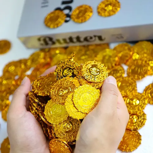 50 stücke Plastik gefälschte Piraten Goldmünzen Requisiten Schatz Spiel Spielzeug für Kinder