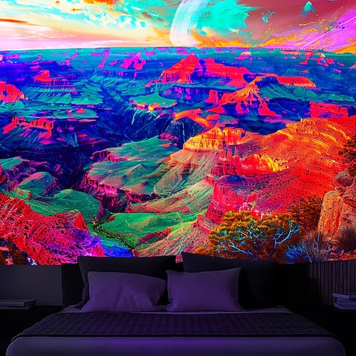 Schwarzlicht Wandteppich UV reaktiv im Dunkeln leuchtend Party Neon Wüstentrip psychedelisch trippig neblig hängender Wandteppich Wandbild fürs Wohnen Image