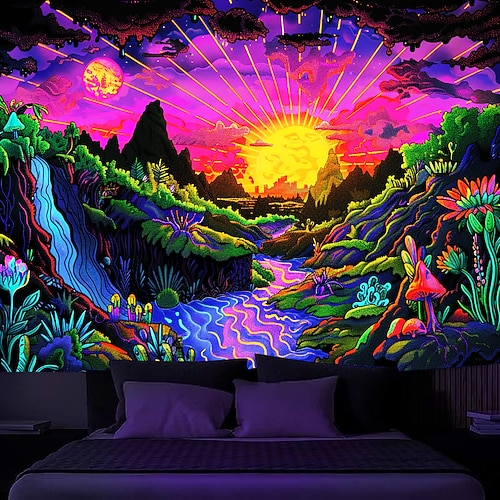 Schwarzlicht Wandteppich UV reaktiv im Dunkeln leuchtend Party Neon Pilz Landschaft psychedelisch trippig neblig hängender Wandteppich Wandbild fürs Wohnen Image