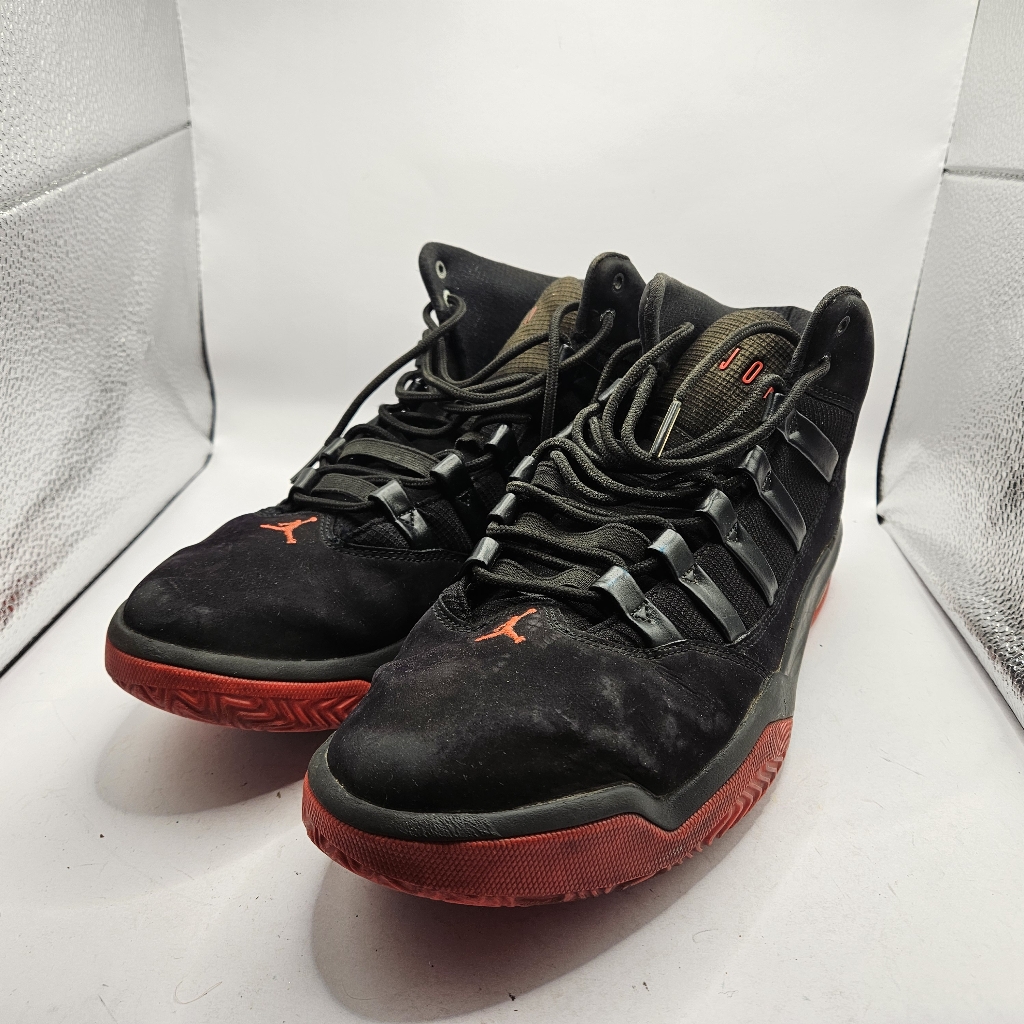 Nike Shoes | Men’s Jordan Max Aura Black/Infrared Aq9084-060 Size 11 Used Have Wear. | Color: Black/Red | Size: 11