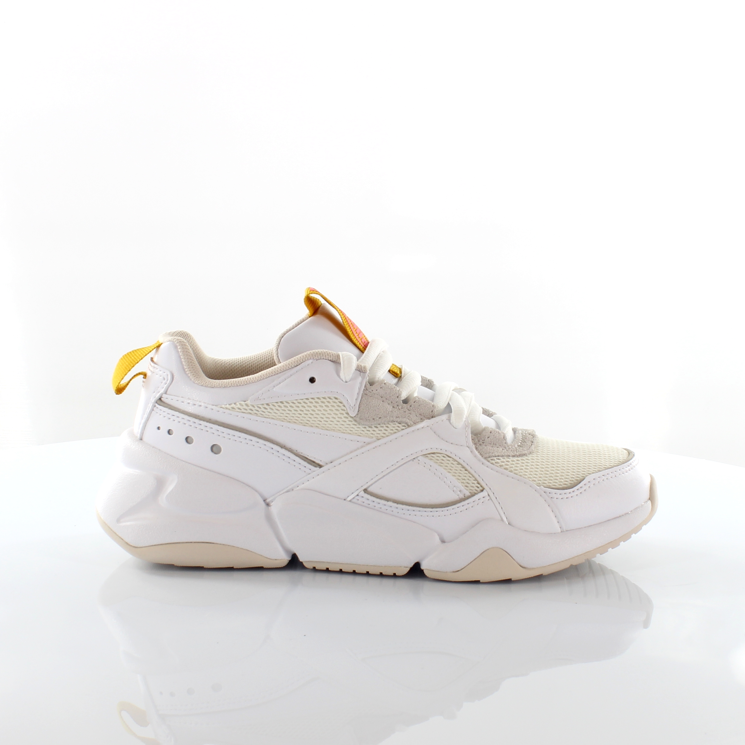 Puma Nova 2 Frauen weiße Trainer EU 36,5 / UK 3,5