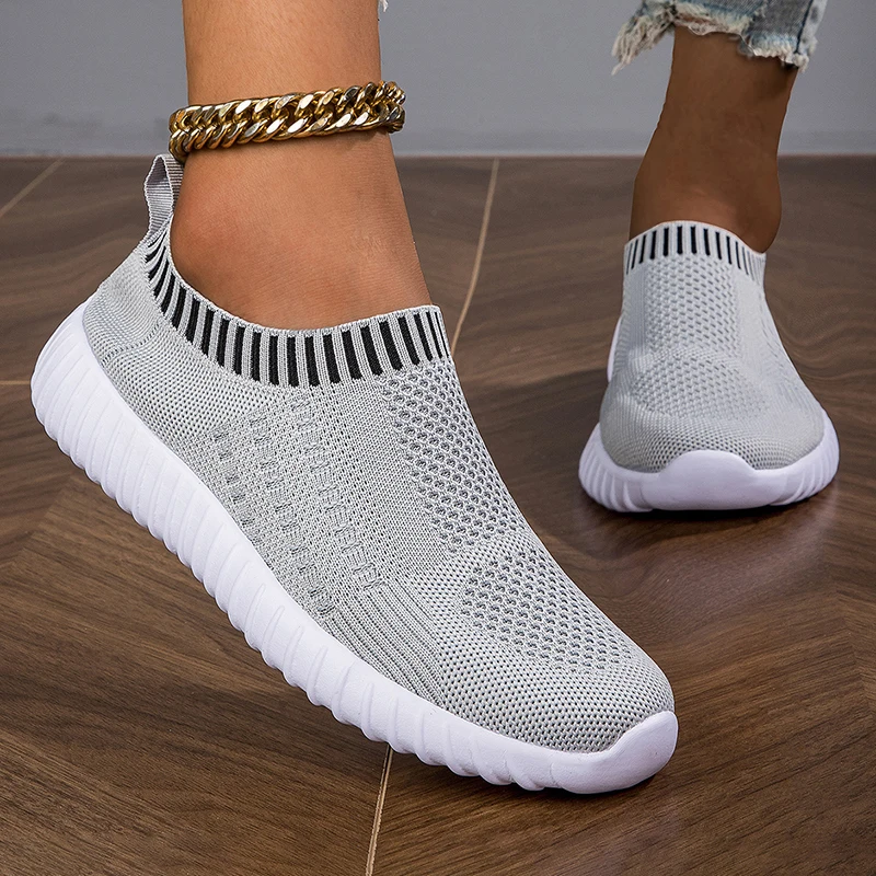 Sommer Casual Frauen Sport Schuhe Mode Weiche Sohle Atmungsaktive Flache Schuhe für Frauen Turnschuhe Komfort Tenis Rennen Wanderschuhe