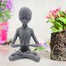 Statue de jardin méditant des sculptures extraterrestres, ornement en résine extraterrestre