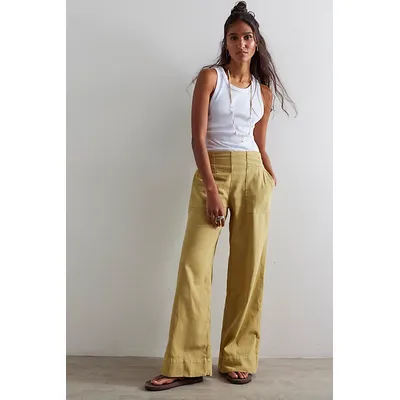 We The Free Breezy Denim Pull-On Jeans at Free People in Antelop, Size: XS