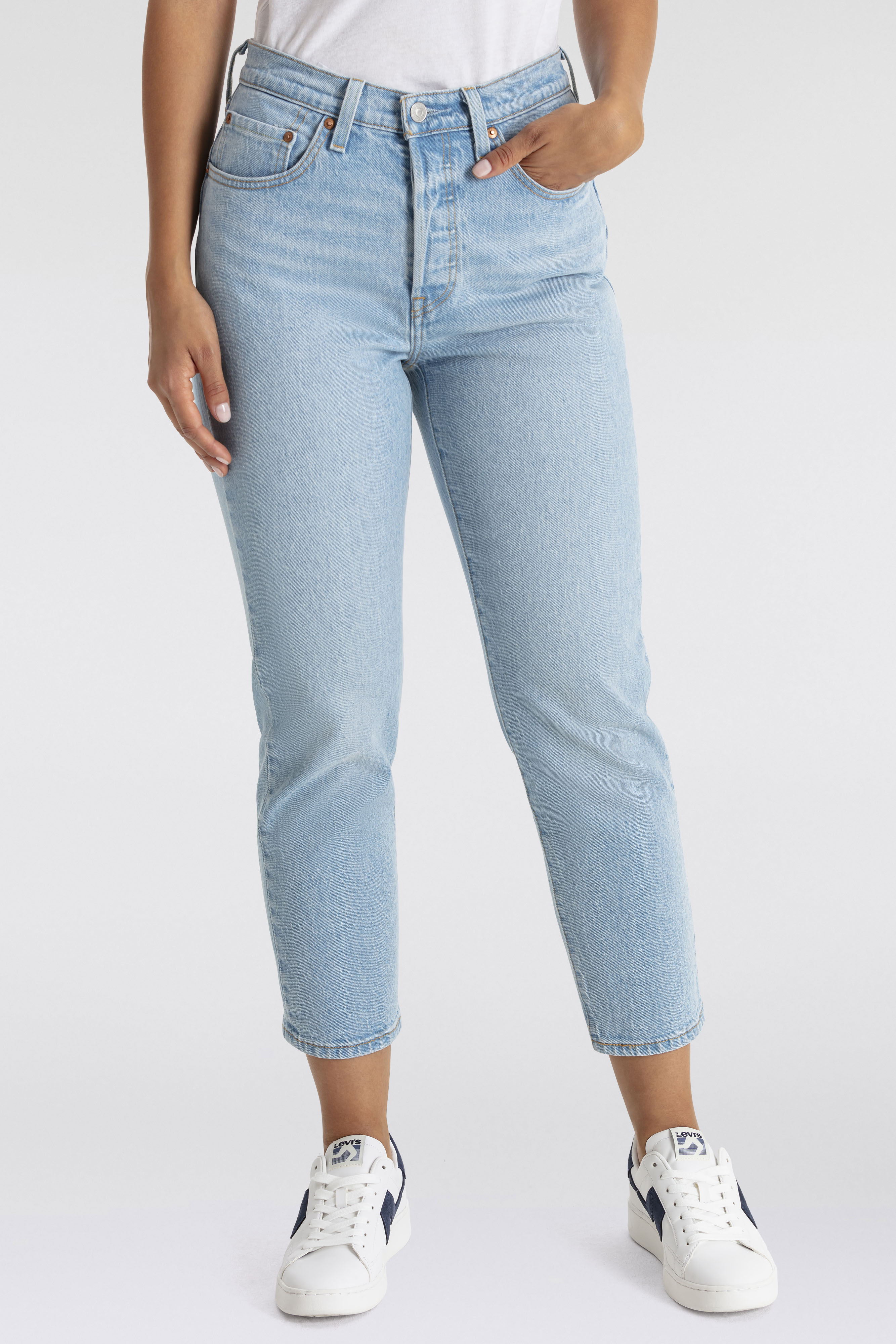 7/8-Jeans LEVI'S "501 Crop", Damen, Gr. 31, Länge 30, blau (wow me over), Denim/Jeans, Obermaterial: 99% Baumwolle, 1% Elasthan, figurbetont 7/8-Länge, Jeans, 501 Collection, 5-Pocket-Style Image