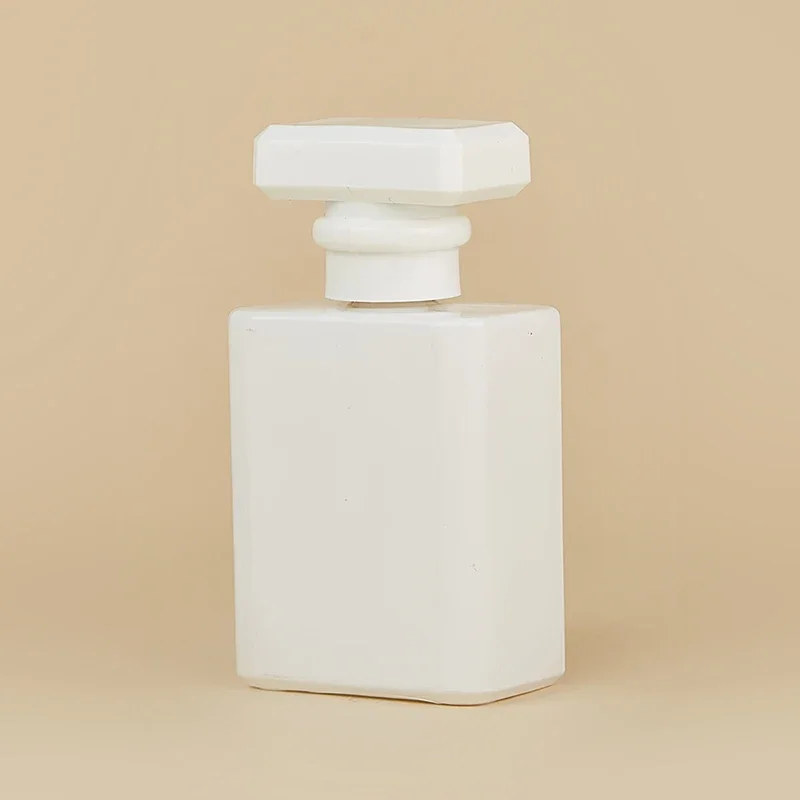 50 ml schwarz-weiße quadratische Glas-Sprüh-Parfümflasche, Kosmetikverpackung, leere Flaschen können in Parfümflaschen gefüllt werden Image