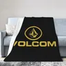 Volcom-Couverture en peluche douce et chaude avec logo jeté en glouton pour lit salon