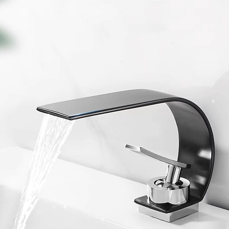 Bathroom Sink Faucet - Waterfall Electroplated Centerset Single Handle One HoleBath Taps