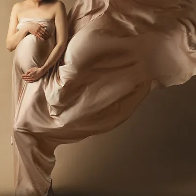 Maternity Silk Fabric Gown Maternity Photography props Maternity Tossing Fabric Pregnancy Photo Prop