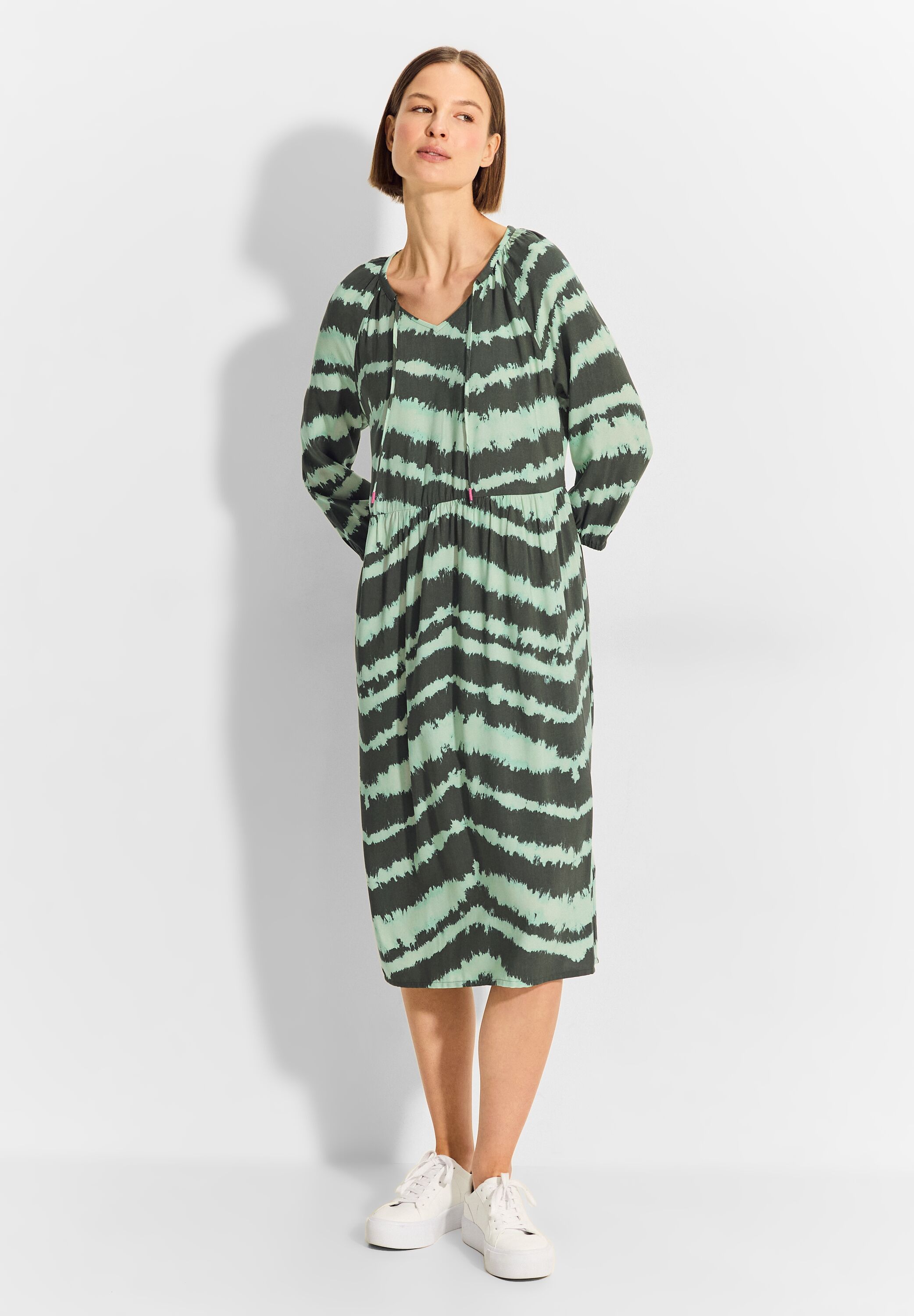 Blusenkleid CECIL, Damen, Gr. XS (36), US-Größen, grün (cool khaki), Stoff, 100% Viskose, gemustert, gerade kniebedeckend, V-Ausschnitt, Bündchen, Kleider Blusenkleid, mit Taillierung