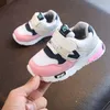 Frühling Herbst kinder Atmungsaktive Sport-Schuhe Jungen Mädchen Weichen Sohlen Anti-Slip Laufschuhe Baby Stiefel Kinder Wanderschuhe