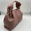Sacs nuage en cuir véritable avec logo pour femme sac à main initié en forme de boulette cuir de