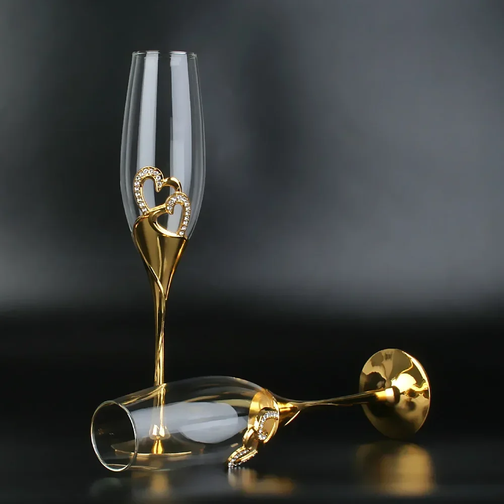 Bicchieri da champagne in cristallo, calici da sposa, bicchieri da vino rosso, bicchieri da vino dolci scintillanti per uso domestico europeo, bicchieri dorati