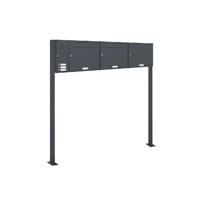 AL Briefkastensysteme 3 Fächer Premium Stand Briefkasten Anlage in RAL 7016 Anthrazit Grau, Post A4, robust, wetterfest, Artikelnummer 331P3S3KSLP7016 Image