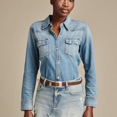 Lucky Brand Denim Western Shirt - Women's Clothing Outerwear Jean Denim Jackets in American Dream, Size M