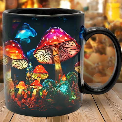 Pilz-Fantasie-Tasse - trippiges, nebliges Naturdesign, perfektes Geschenk für Naturliebhaber und Fantasy-Fans Image