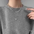 Collana con ciondolo a forma di cuore di pesca a doppio strato in acciaio inossidabile con ciondolo per donna Gioielli Y2k estetici con catena a clavicola carina e fresca