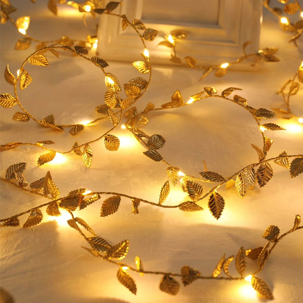 20/30/50LED Goldene Kleine Blätter Fee Licht Batterie Powerd Led Kupfer Draht Lichterketten Für Hochzeit Home Party DIY Weihnachten Decor