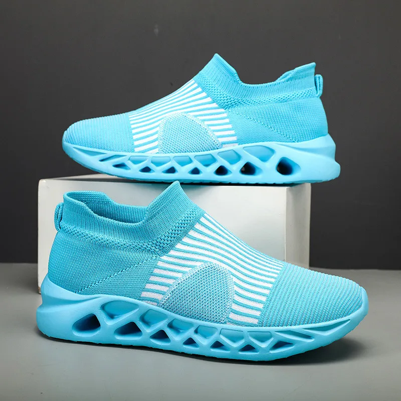 Hot Sale Mode blau Laufschuhe für Männer Frauen Sommer atmungsaktive Socken Schuhe Trainer Männer Slip-On Sportschuhe Größe 48