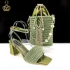 QSGFC Neueste Olivfarbe Personalisiertes Design Strass Dekoration High Heel Peep Toe Bankett Damen Schuhe Und Tasche Set