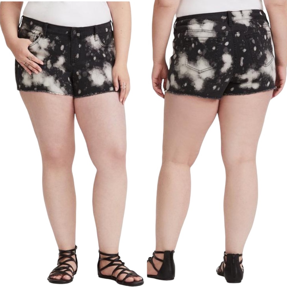 Torrid Shorts | Torrid Classic Skinny Short Short Jean Shorts Splatter | Color: Black/Gray | Size: 14