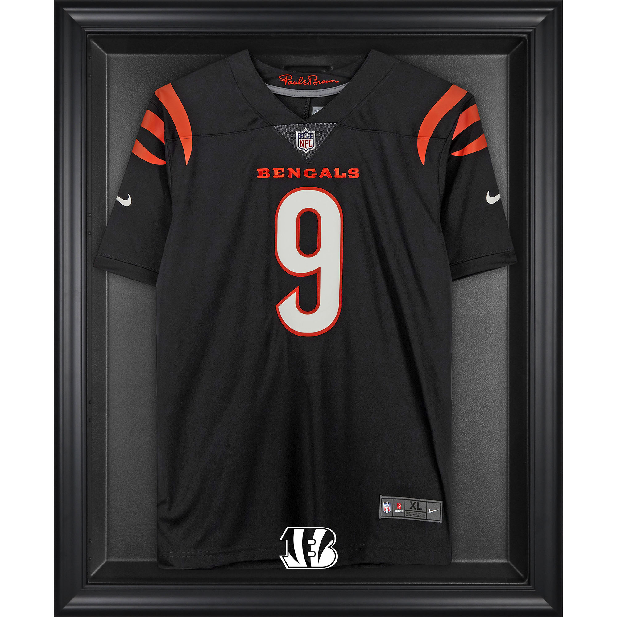 Vitrine mit schwarzem Trikotrahmen der Cincinnati Bengals Image