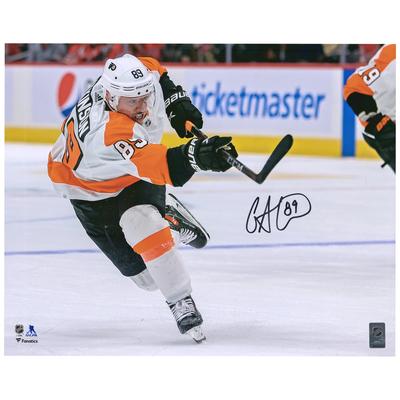 Autogrammfoto von Cam Atkinson von den Philadelphia Flyers, 16 x 20 Zoll, weißes Trikot, Shooting-Foto Image