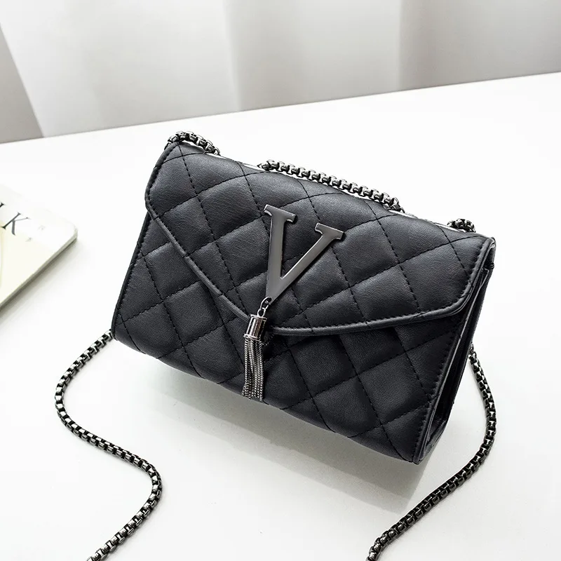 Sacs à main et bourse de luxe noirs pour femmes, sacoche en cuir PU, sac à bandoulière à carreaux, pompon matelassé, marque