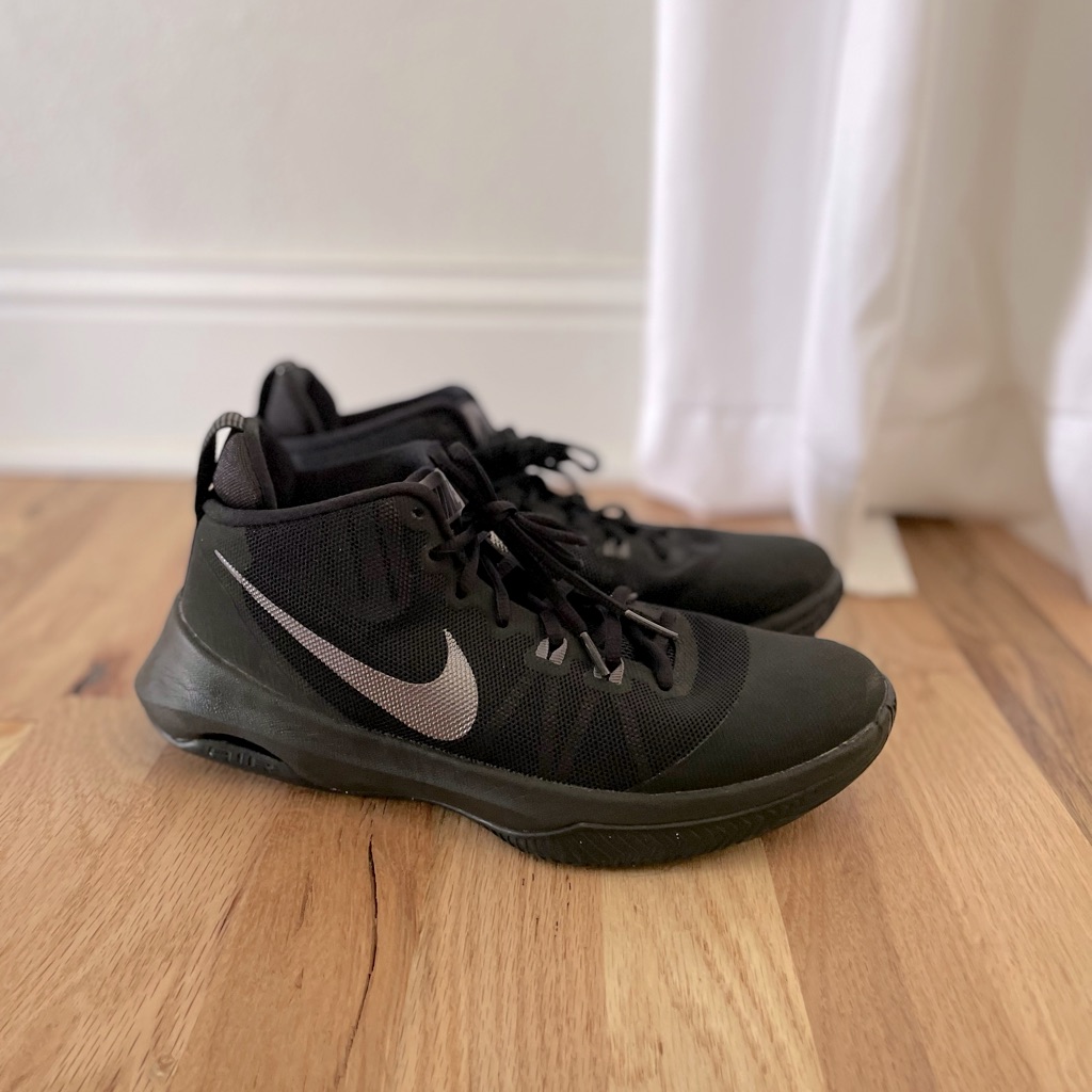 Nike Shoes | Black Nike Shoes- Men’s 7.5 / Fits Like Women’s 9. In Good Shape. | Color: Black | Size: 7.5