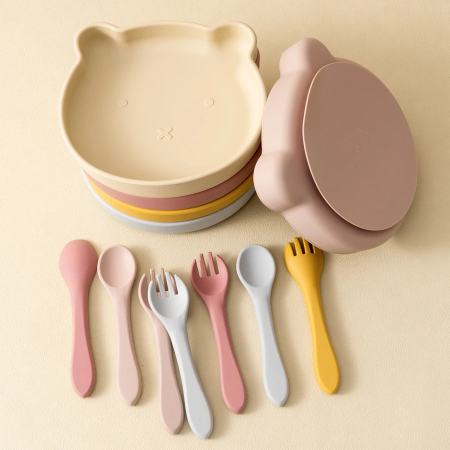 Großhandel Silikon Baby Fütterung Set BPA FREI Saug Gerichte Platte Fütterung Sucker Schüssel Löffel Gabel Kinder Geschirr Baby Zeug