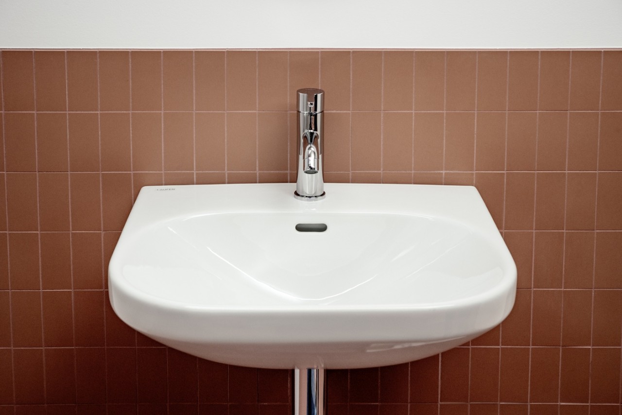 LAUFEN Waschtisch LUA 460x600x180 1 Hl oÜl Ül-Kanal H8110830001561 Image