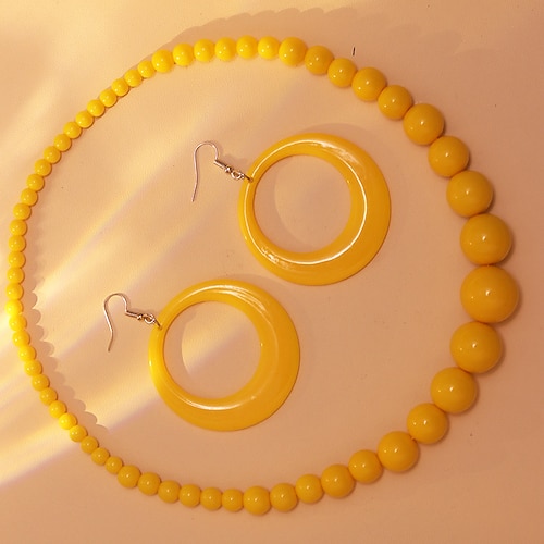 Statement-Ohrringe und Halskette im Boho-Stil aus Acryl im Retro-Look für Damen im 80er-Jahre-Stil Image