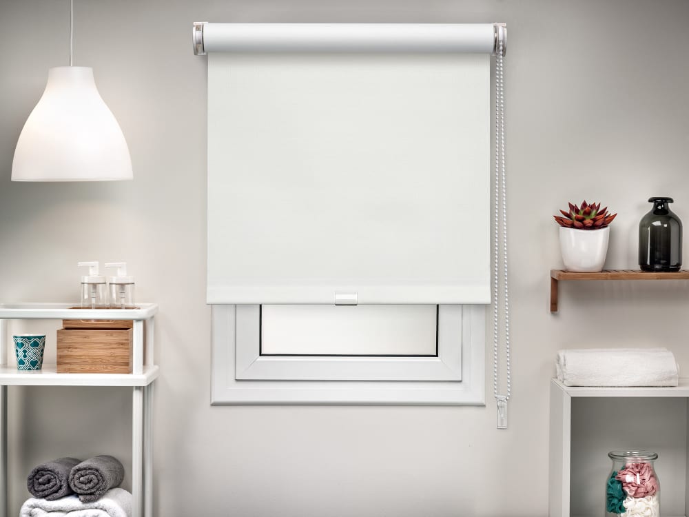 Store enrouleur occultant 165 x 250 blanc
