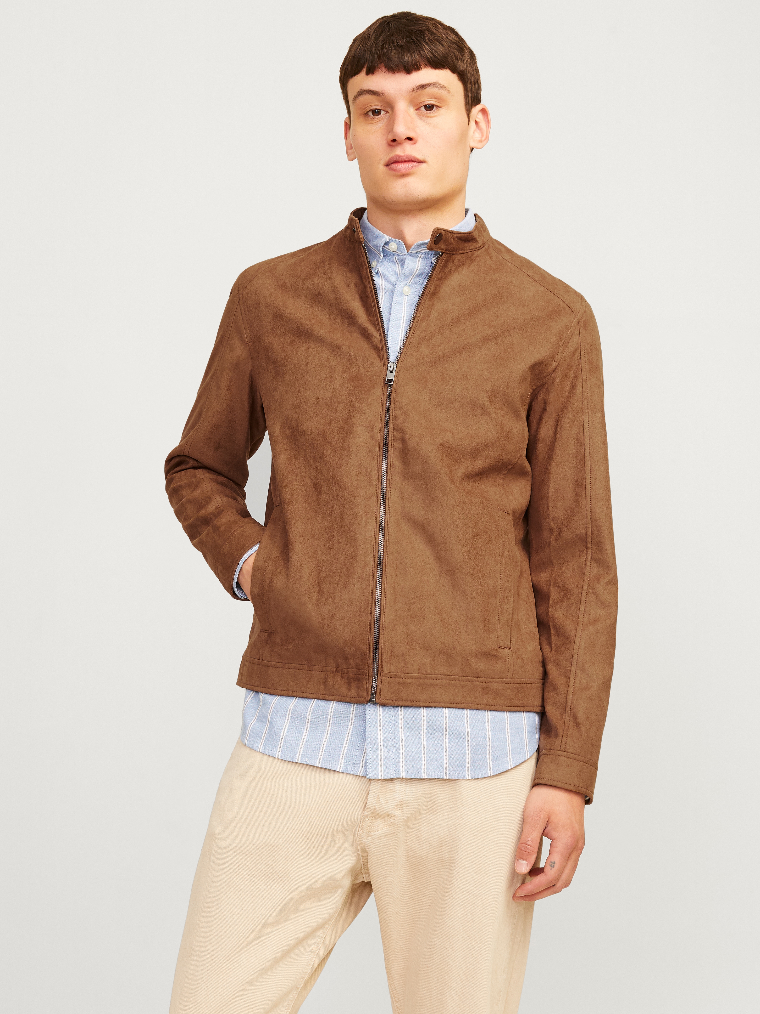 Lederimitatjacke JACK & JONES "JJEDYLAN CLEAN JACKET NOOS", Herren, Gr. S, braun (cognac), Web, Obermaterial: 100% Polyester, unifarben, normal taillenbedeckt, ohne Ausschnitt, 1-Knopf-Manschette, Jacken, mit Bandkargen