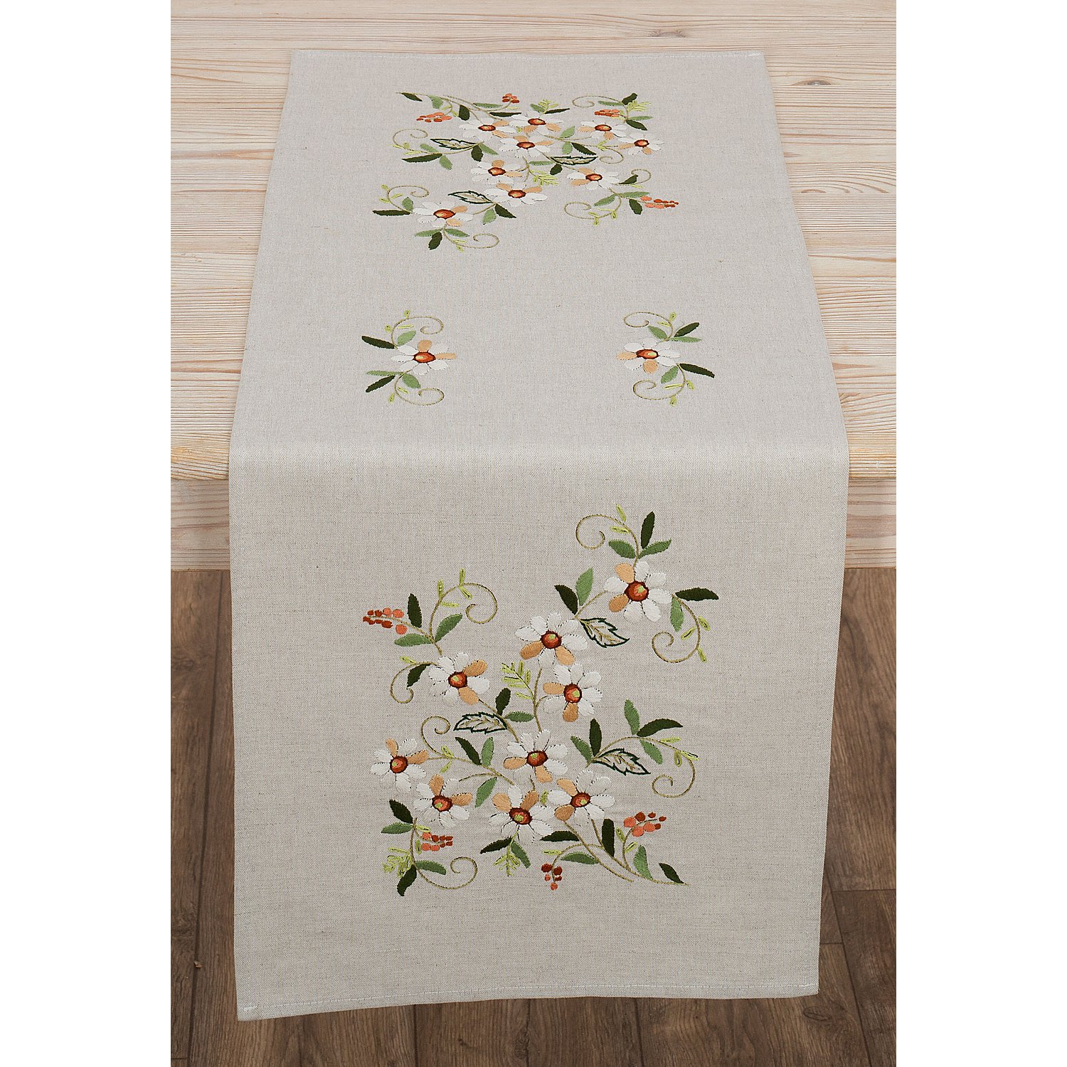 Chemin de table à broder "marguerites