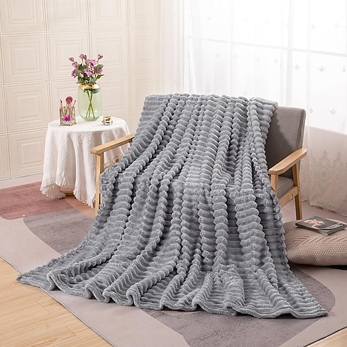 Fleecedecke extra groß, superweiche und warme Überwurfdecke für Couch, Sofa und Bett, kuschelig, flauschig und leicht Image