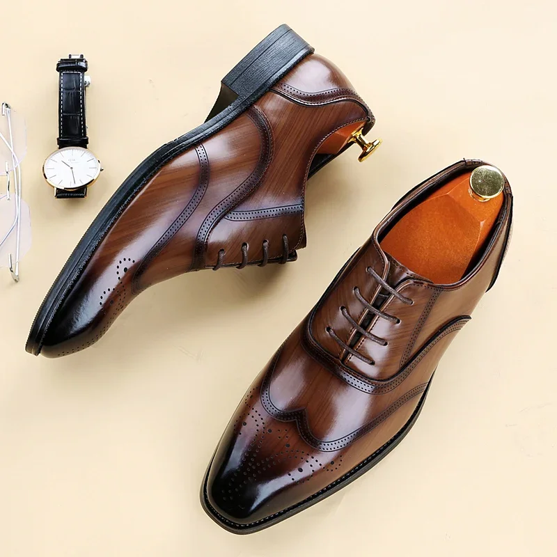 Luxusmarke Herren Glänzende Lederschuhe Klassische Brogue-Schuhe Schnürschuhe Herren Büro Hochwertige Business-Schuhe Große Größe: 38-48