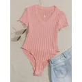 Tuta a coste con scollo a V e finiture in lattuga body Sexy a maniche corte Slim per abbigliamento donna primaverile ed estivo