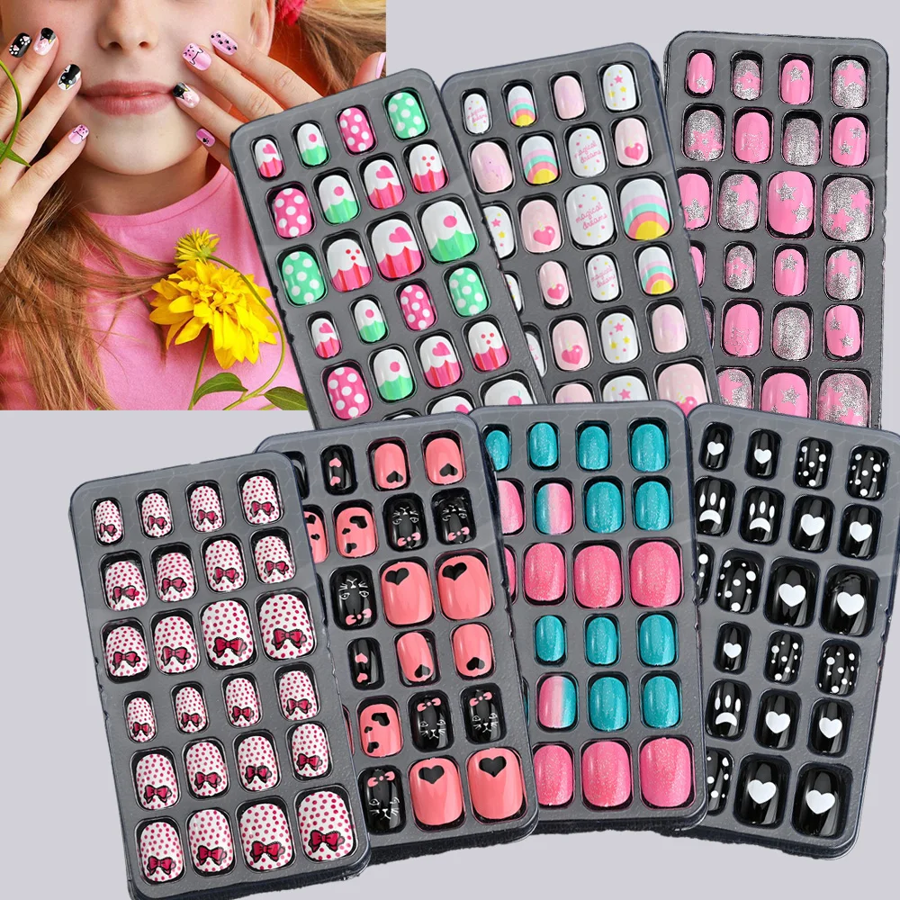 24 Teile/schachtel Kinder Cartoon Nagel Tipps Bunte Künstliche Gefälschte Nägel für Nette Kinder Mädchen Volle Abdeckung Kurze Falsche Nail art Kits * Image